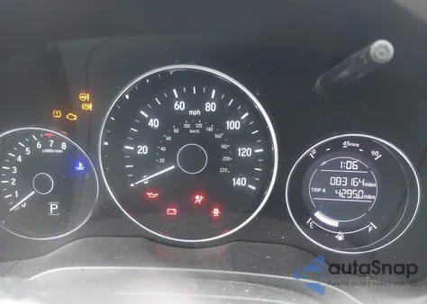 2018 Honda Hr-V Lx z USA, uszkodzony, nr VIN 3CZRU6H30JG723917